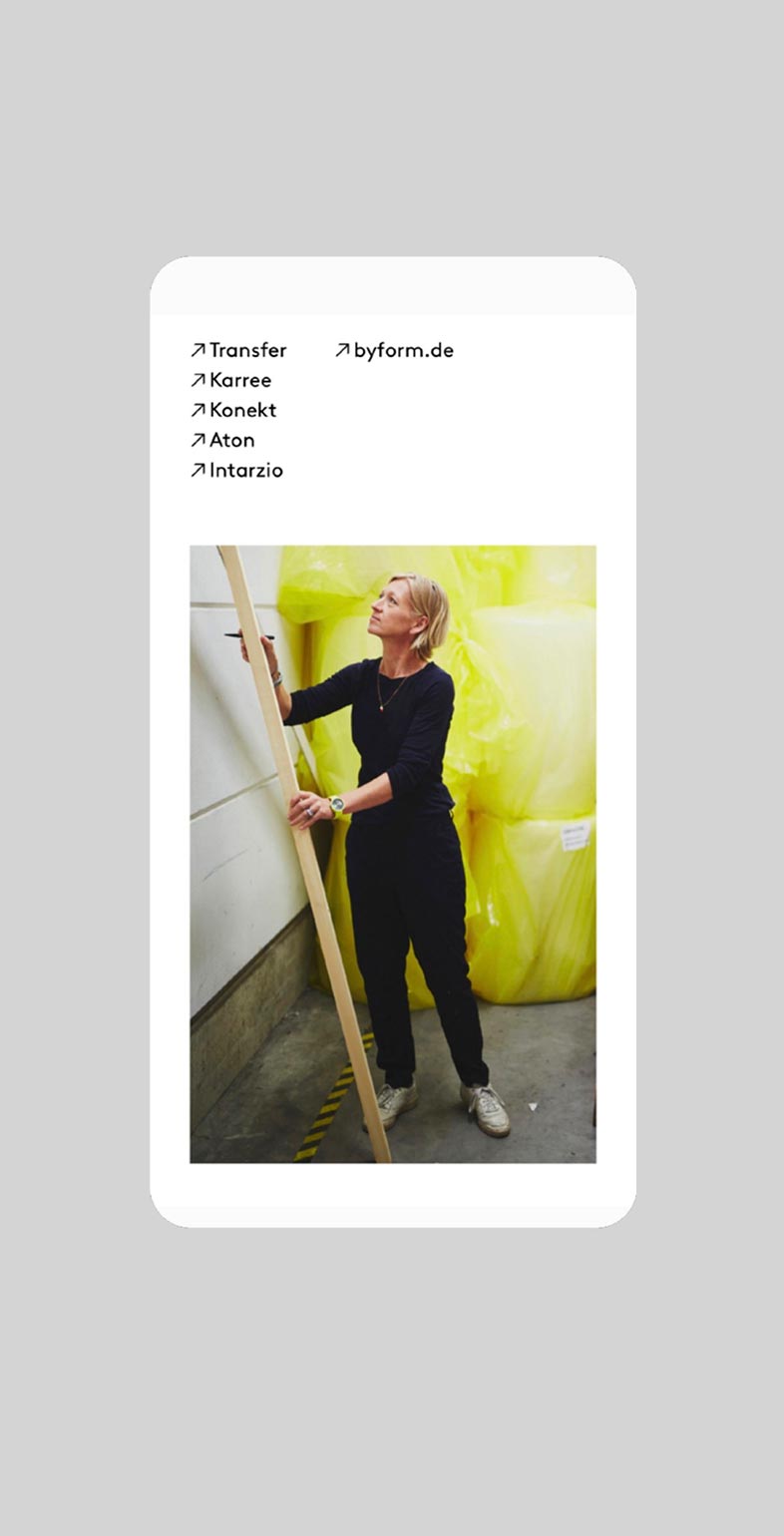Mobile Website von Modal Concept mit Farbwelten, Produktinszenierungen und Editorial-Elementen – UX/UI-Design von Neue Identität Bielefeld.